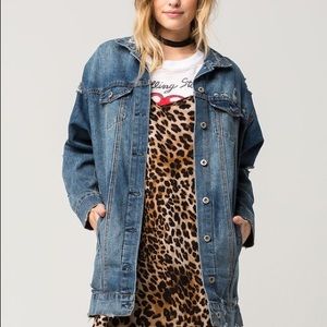 HIGHWAY Oversized Women’s Denim Jacket . Small . Denim .